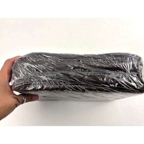 Vintage Brut Executive Travel Ensemble Toiletry Kit NEW 1990s - Picture 6 of 7